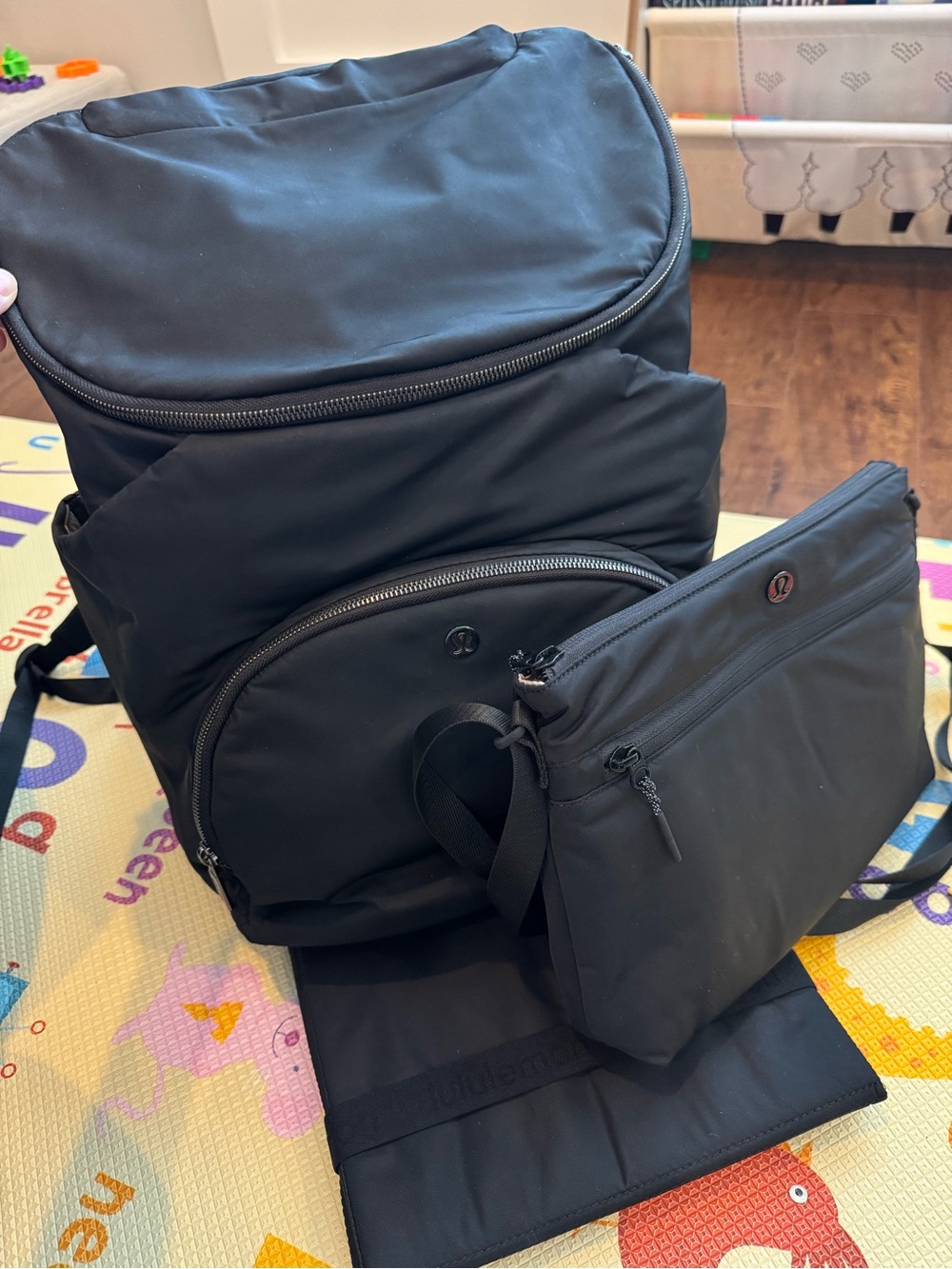 Excellent Lululemon new parent diaper backpack